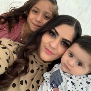 Meet your Posher, Selene